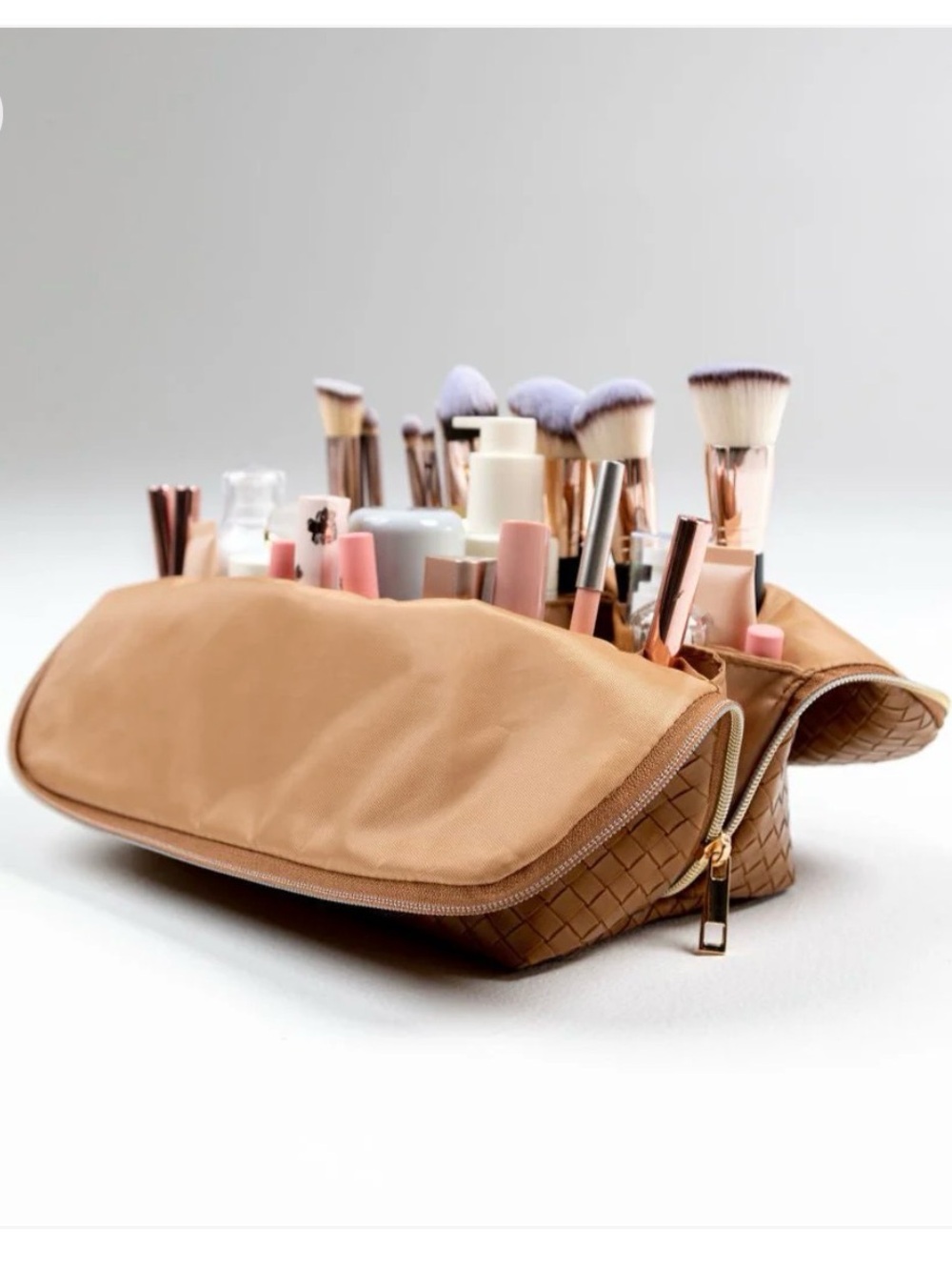 The Beauty Bag in Caramel - Picture 2 of 8